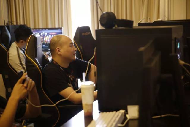 亚运征途英雄联盟项目开赛，今日中国代表队首战中国澳门