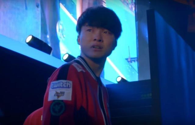 Karmine Corp Signs pyrolll