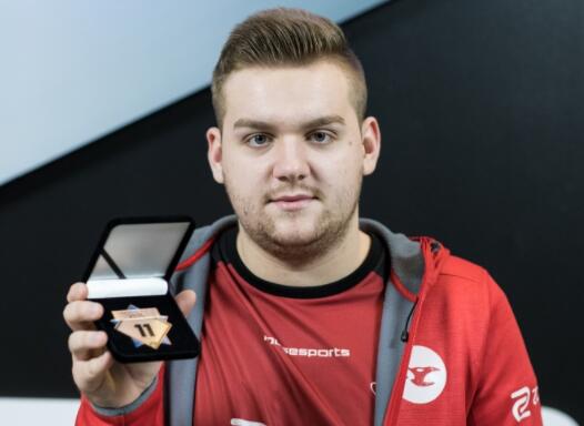 胜败分组赛赛程安排：5月7日TES对阵TL打响首战