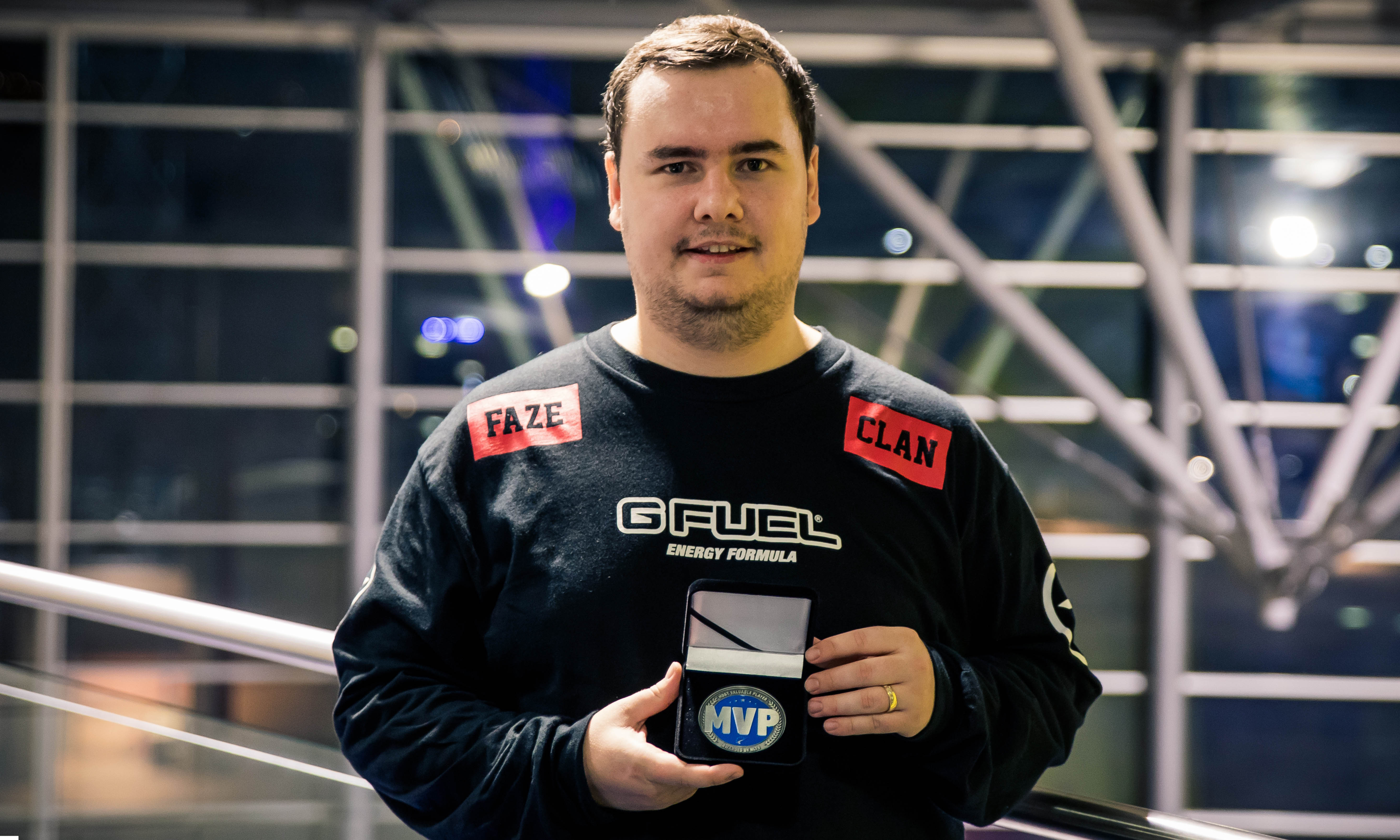 中路对线有手就行？Iceberg这话理不糙